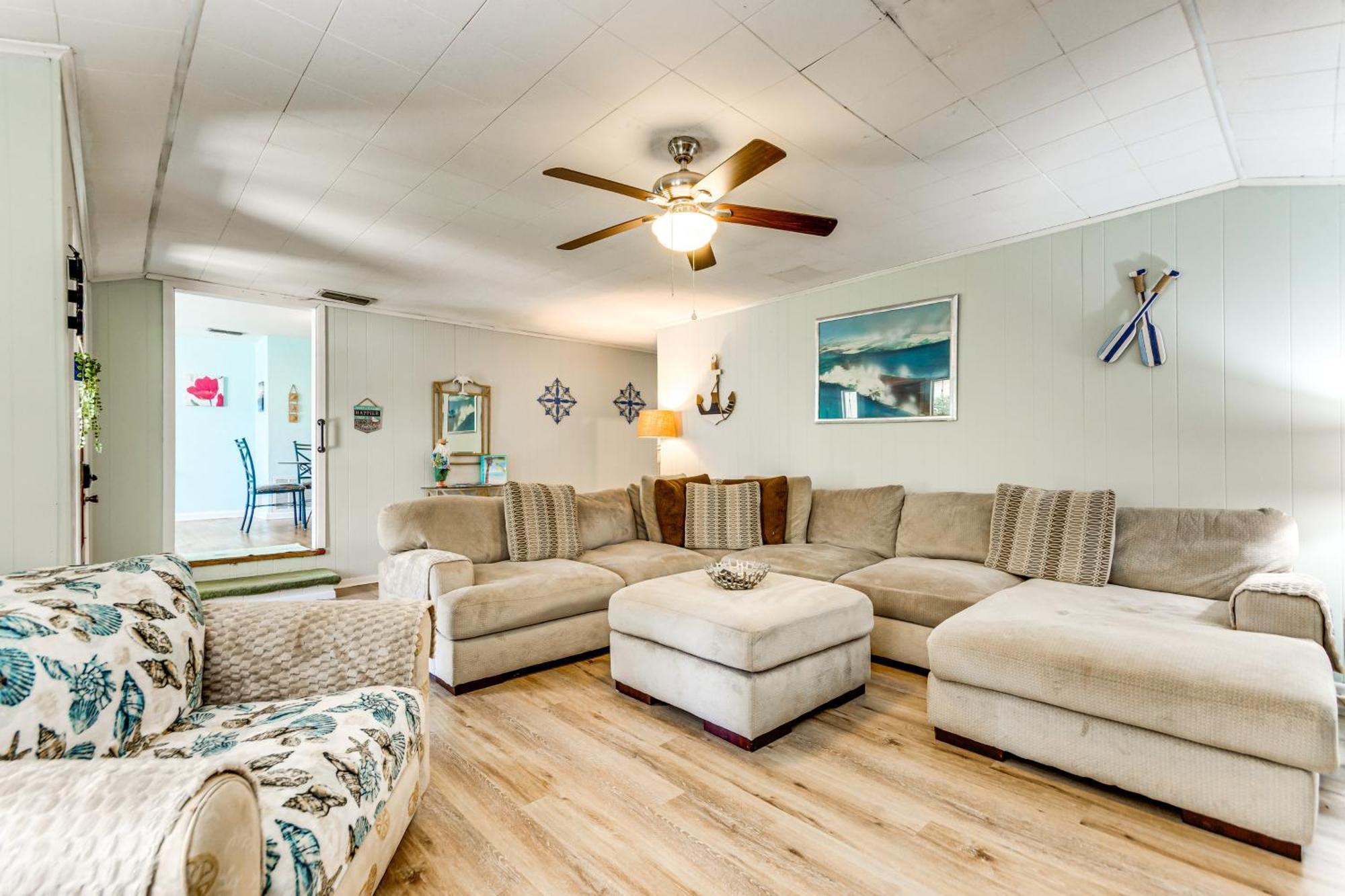 Fort Walton Coastal Retreat With Yard Walk To Beach Fort Walton Beach Exterior photo