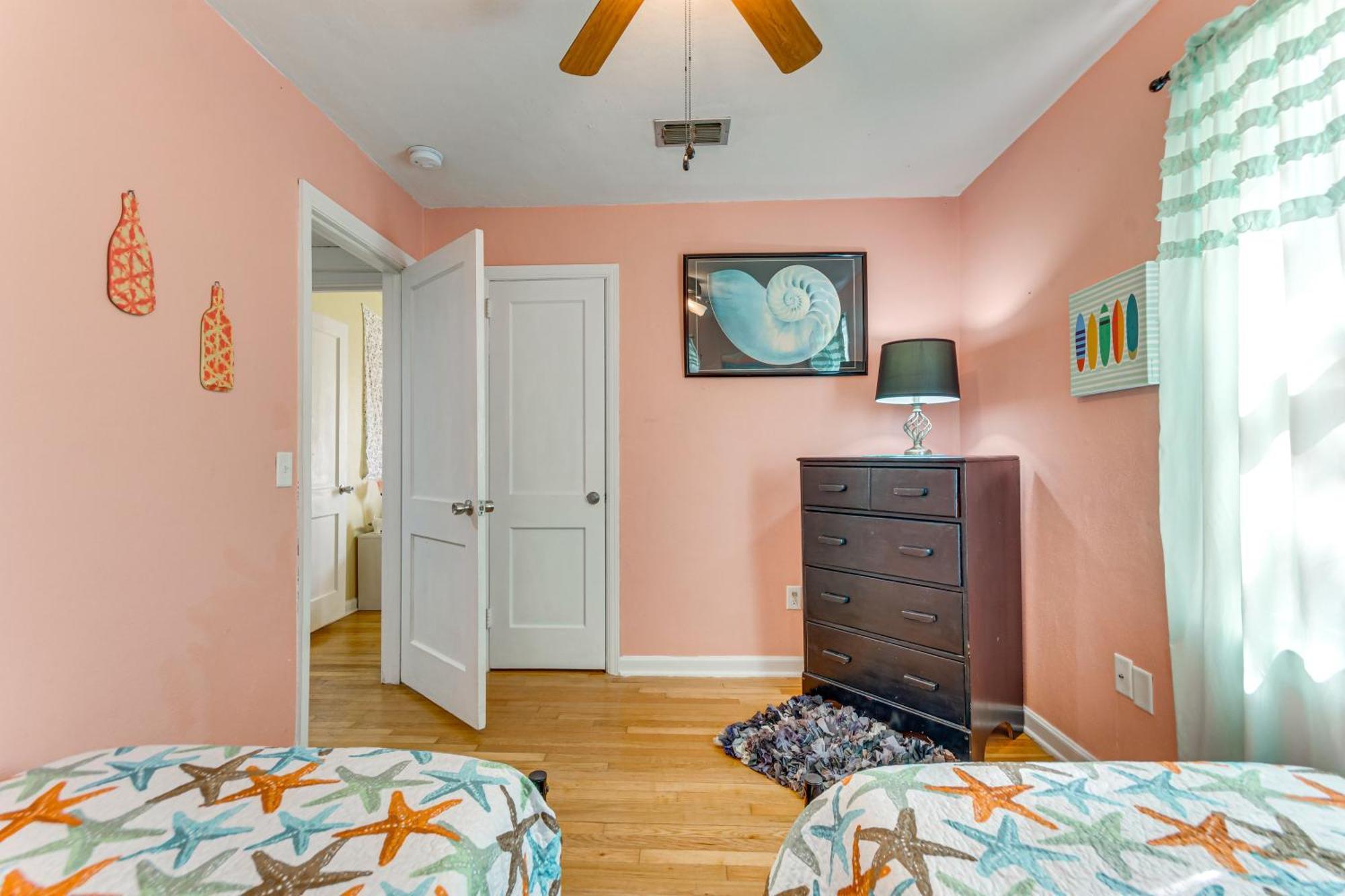 Fort Walton Coastal Retreat With Yard Walk To Beach Fort Walton Beach Exterior photo