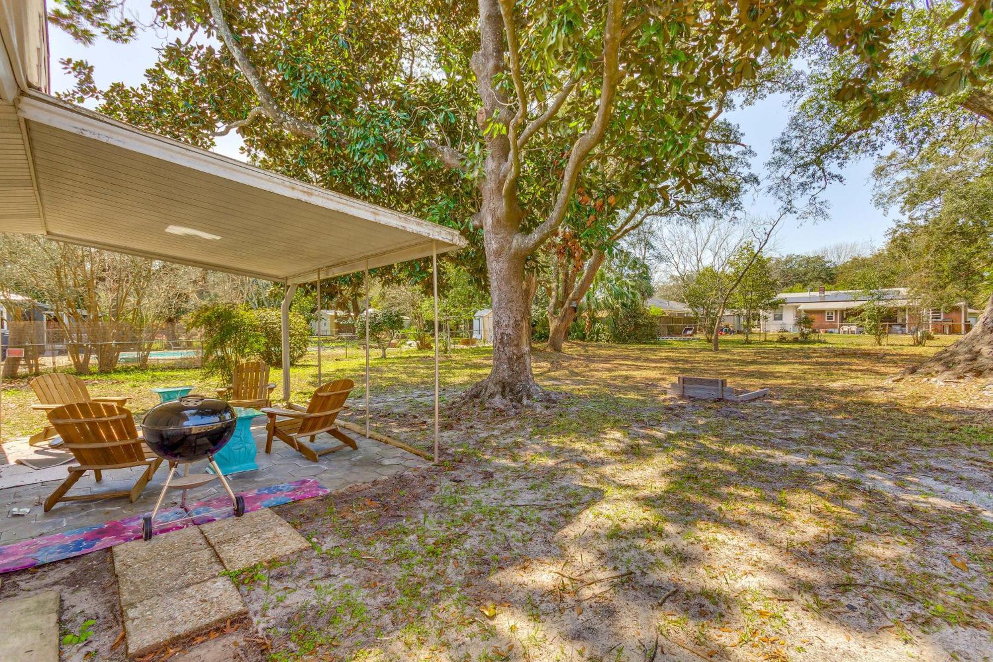 Fort Walton Coastal Retreat With Yard Walk To Beach Fort Walton Beach Exterior photo